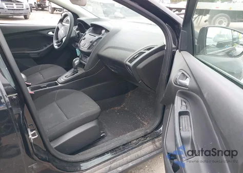 2017 Ford Focus Se z USA, uszkodzony, nr VIN 1FADP3FE5HL316446